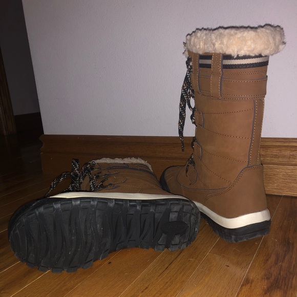 BearPaw Winter Boots - Picture 3 of 3